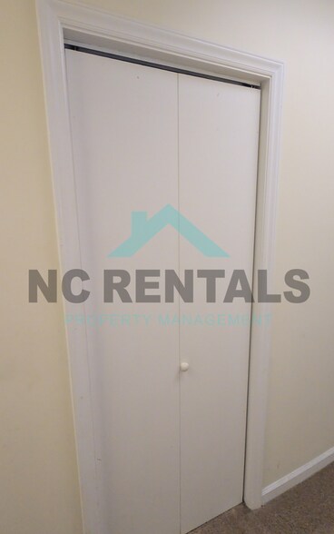 More Photos Of 20 W Colony Pl, Durham Office For Lease