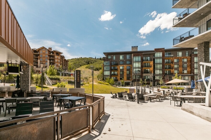 More Photos Of 2417 West High Mountain Rd, Park City Hotel For Lease