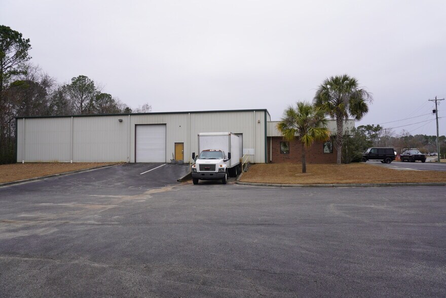 More Photos Of 7259 Cross Park Dr, Charleston Warehouse For Sale