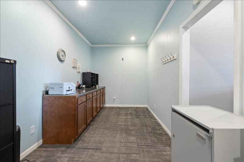 More Photos Of 523 W Sheridan Ave, Shenandoah Loft Creative Space For Sale