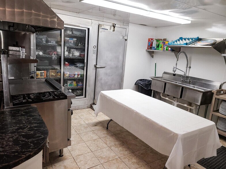 More Photos Of 147 S 1st Ave E, Malta Sports And Entertainment For Sale