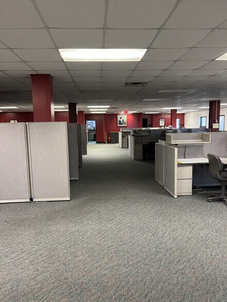 More Photos Of 2640 Canal St, New Orleans Office For Sale