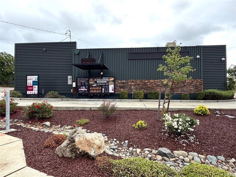 More Photos Of 1355 Washington Ave, Oroville Fast Food For Sale