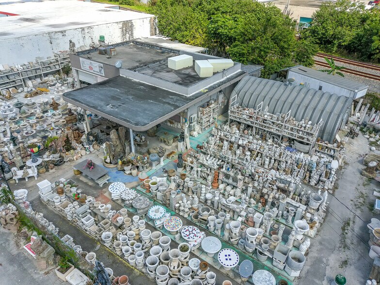 More Photos Of 1620 S Dixie Hwy, Pompano Beach Freestanding For Sale