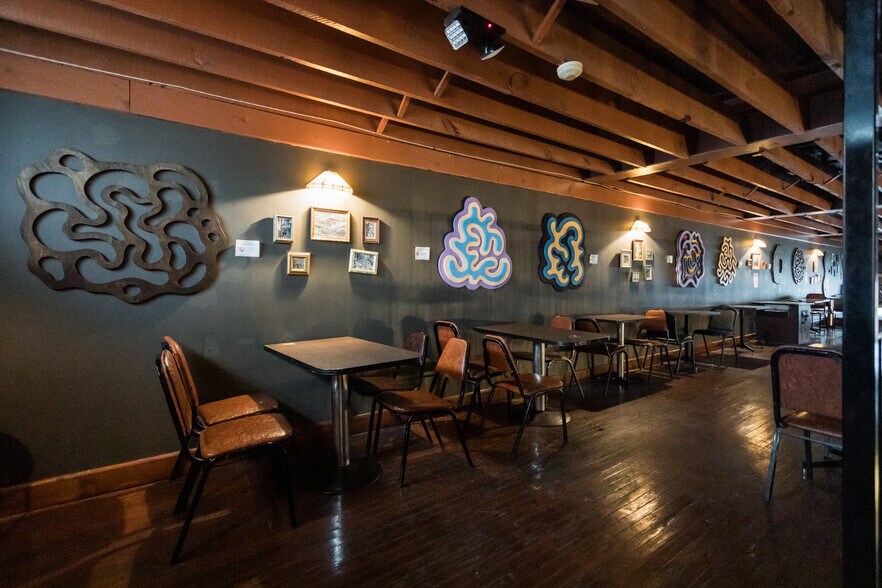 More Photos Of 8848 Joseph Campau St, Hamtramck General Retail For Sale