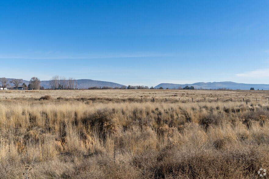 More Photos Of 4606 Southside Expy, Klamath Falls Land For Sale