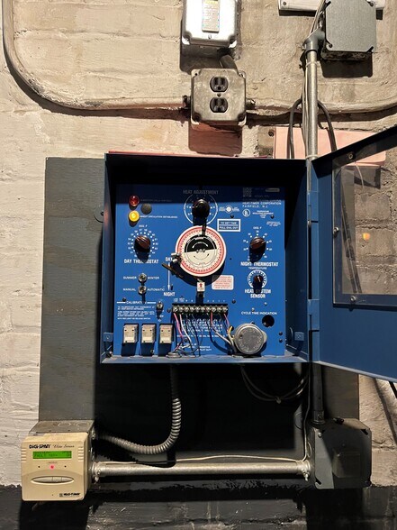 More Photos Of 1446-1448 W 8th St, Brooklyn Apartments For Sale