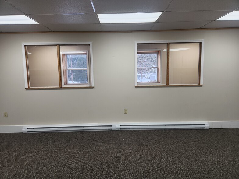 More Photos Of 54 Church St, New Milford Storefront Retail Office For Lease
