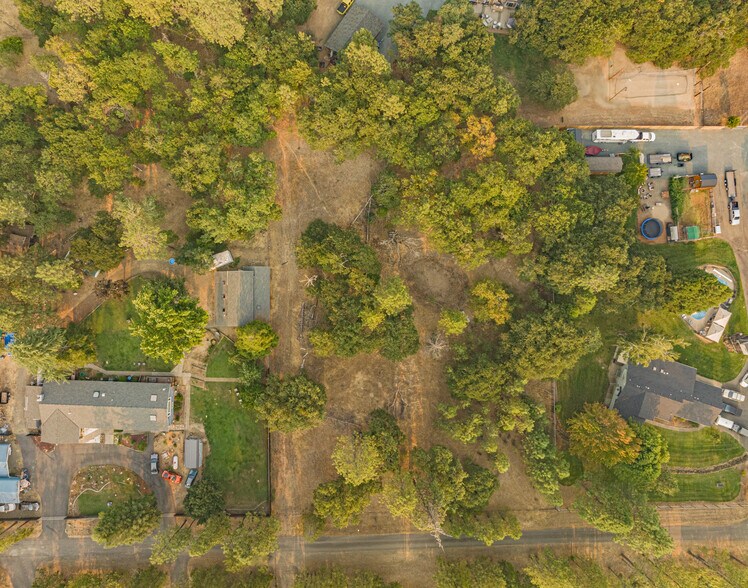 More Photos Of 323 Eric way, Grants Pass Land For Sale