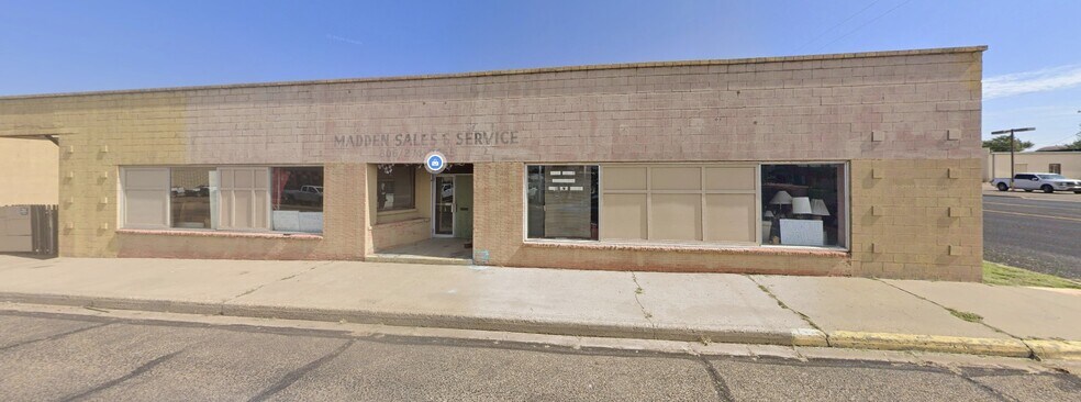 Primary Photo Of 300 Weatherly St, Borger General Retail For Sale