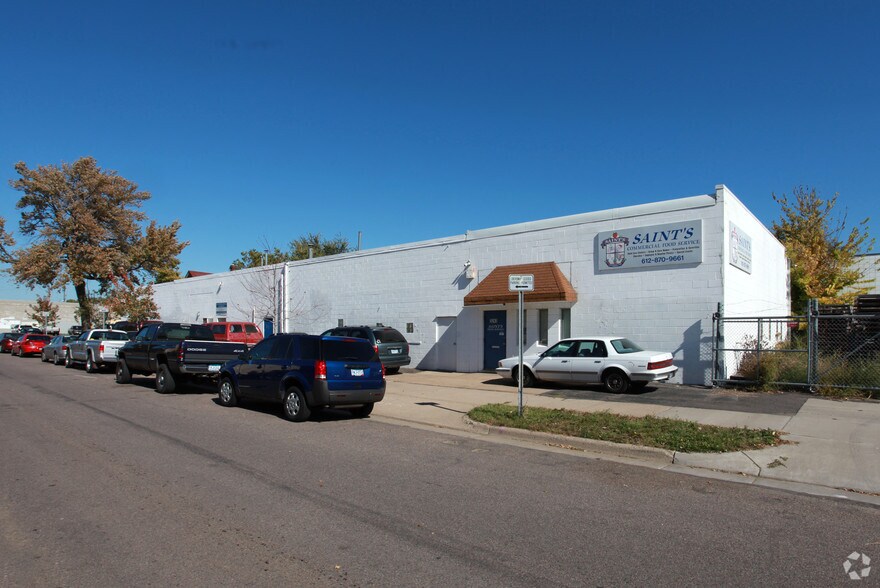Primary Photo Of 3233-3243 Snelling Ave, Minneapolis Manufacturing For Lease