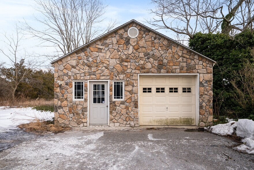 More Photos Of 1940 US-9 Rt, Cape May Court House Office For Sale