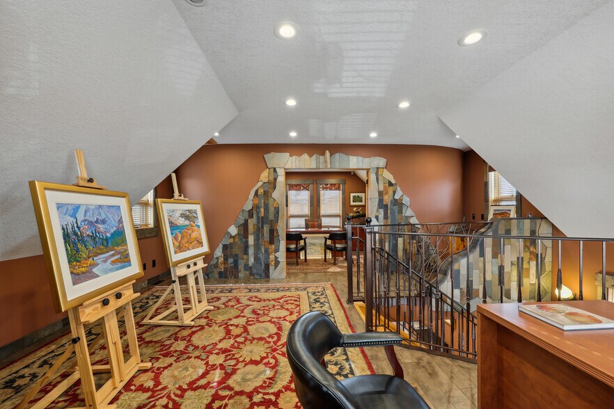 More Photos Of 1220 10 Av SE, Calgary Office For Sale