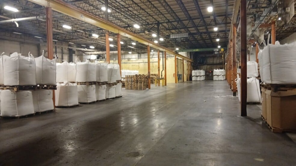 More Photos Of 502 Forest Rd, Hazleton Manufacturing For Lease