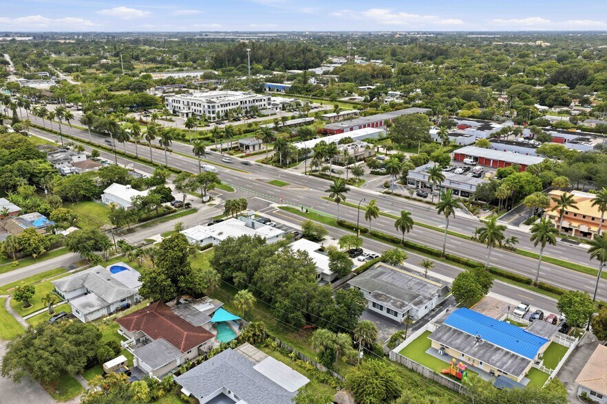 More Photos Of 940 State Road 7, Fort Lauderdale Office For Sale