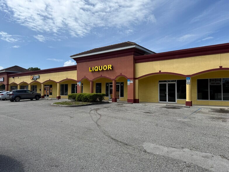 More Photos Of 1310 S Ridgewood Ave, Daytona Beach Unknown For Lease