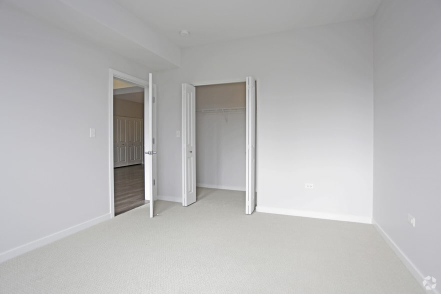 More Photos Of 1720 Central St, Evanston Apartments For Lease