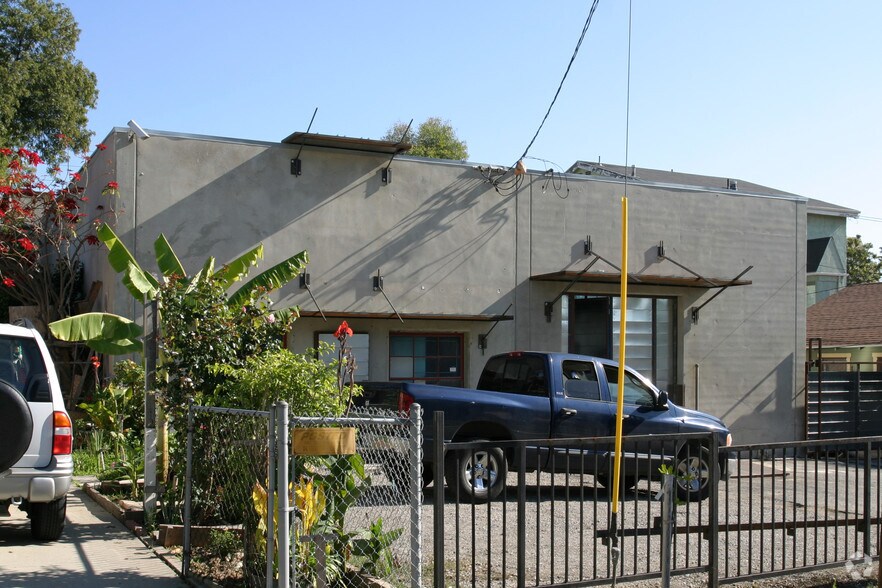 More Photos Of 1390 Newport Ave, Long Beach Service For Sale