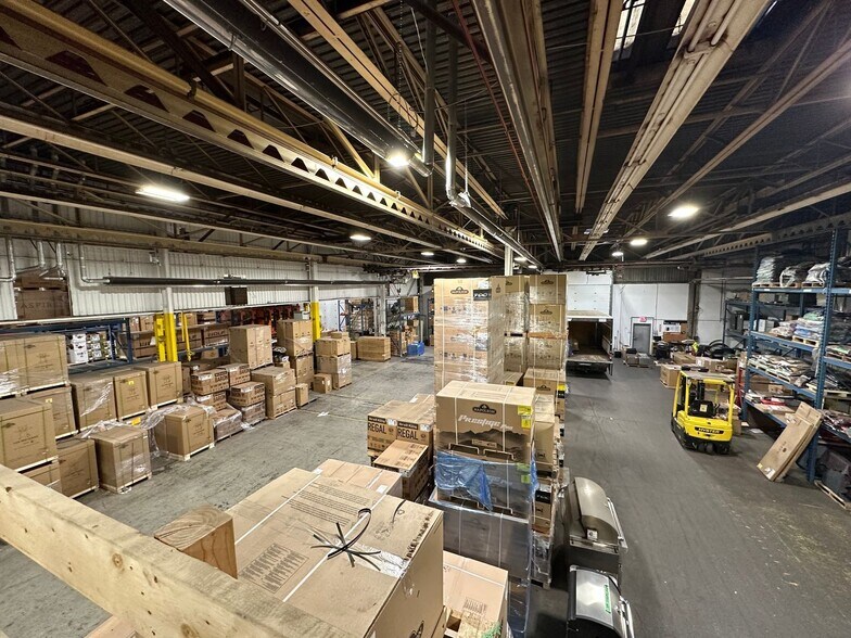 More Photos Of 8750 Ash St, Vancouver Industrial For Sale