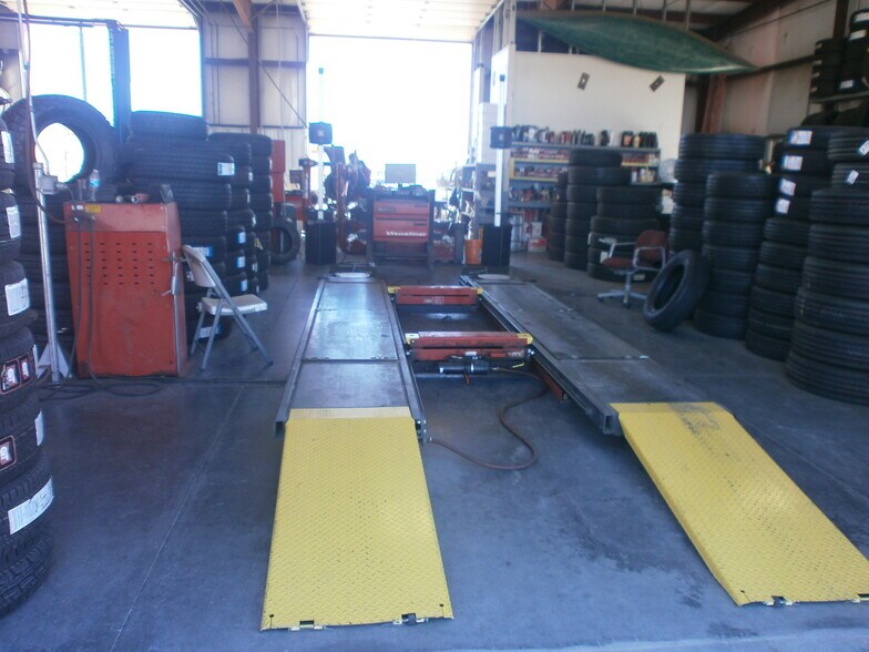 More Photos Of 1210 W Beale St, Kingman General Retail For Sale