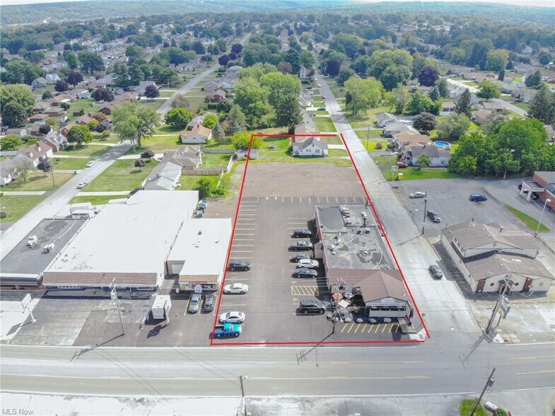 More Photos Of 880 Youngstown Poland Rd, Struthers Restaurant For Lease