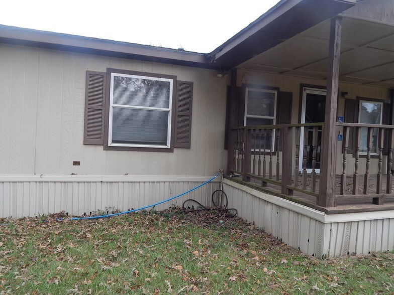 More Photos Of 682 FM 2021, Lufkin Warehouse For Sale