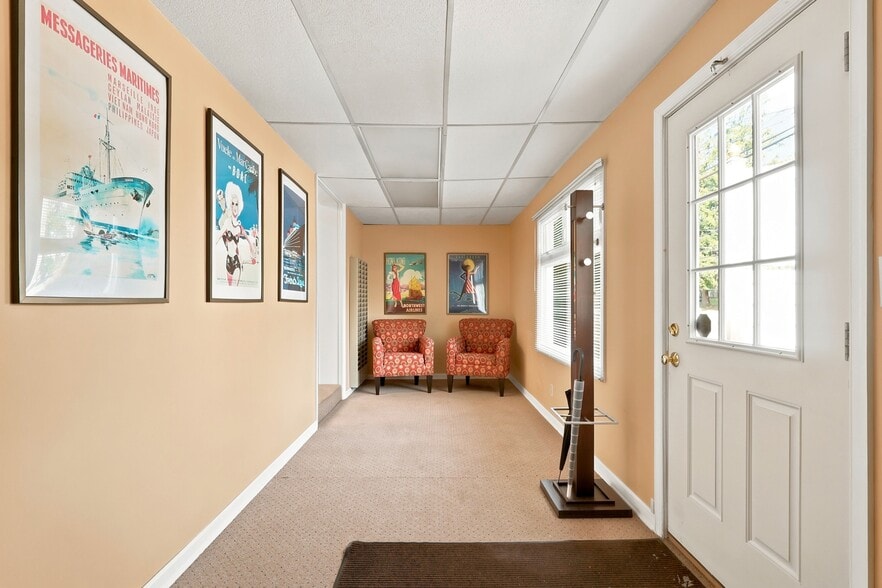 More Photos Of 5194 Hamilton Blvd, Allentown Freestanding For Sale