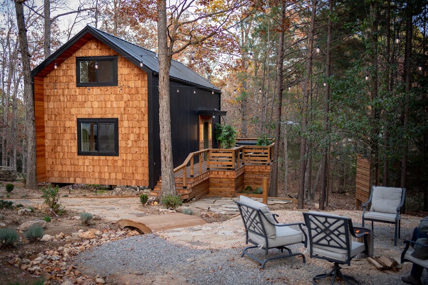 More Photos Of 150 Passion Play Rd, Eureka Springs Restaurant For Sale