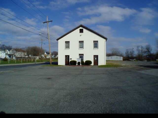 More Photos Of 142 Middle St, Geneva Warehouse For Sale