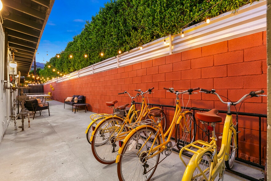 More Photos Of 1339 N Indian Canyon Dr, Palm Springs Hotel For Sale