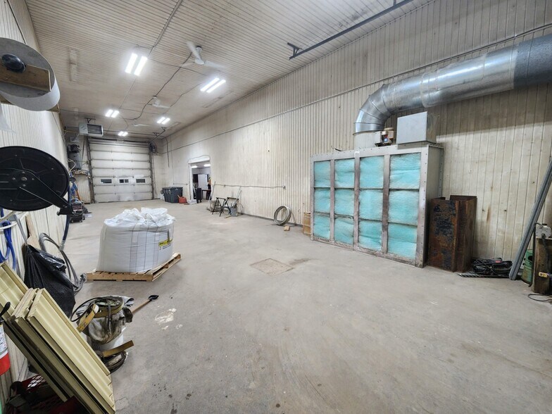 More Photos Of 30 Rte 122, Sainte-clotilde-de-horton Industrial For Sale