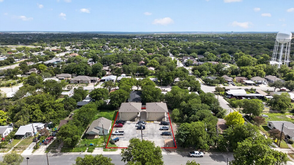 More Photos Of 926 Drury Ln, San Antonio Apartments For Sale