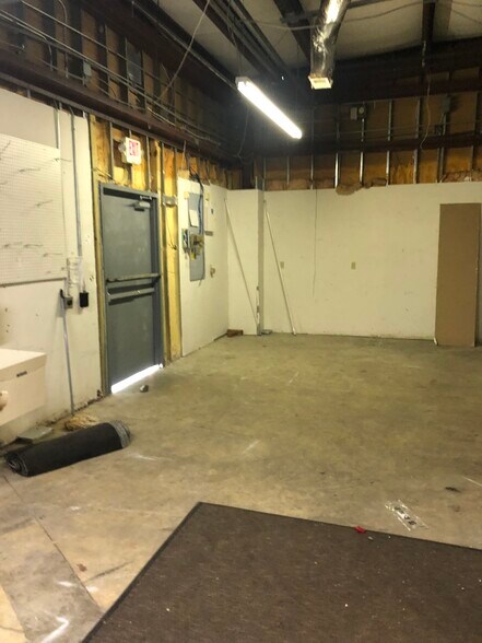 More Photos Of 6569 Winchester Rd, Memphis Unknown For Lease