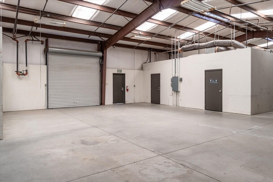 More Photos Of 320 George Reed Dr, San Andreas Manufacturing For Sale