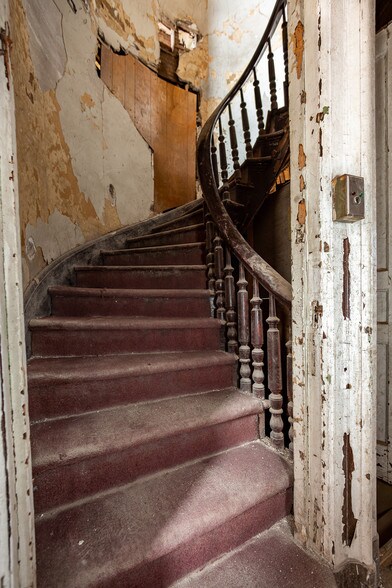 More Photos Of 360 3rd Ave, Brooklyn Storefront Retail Residential For Sale