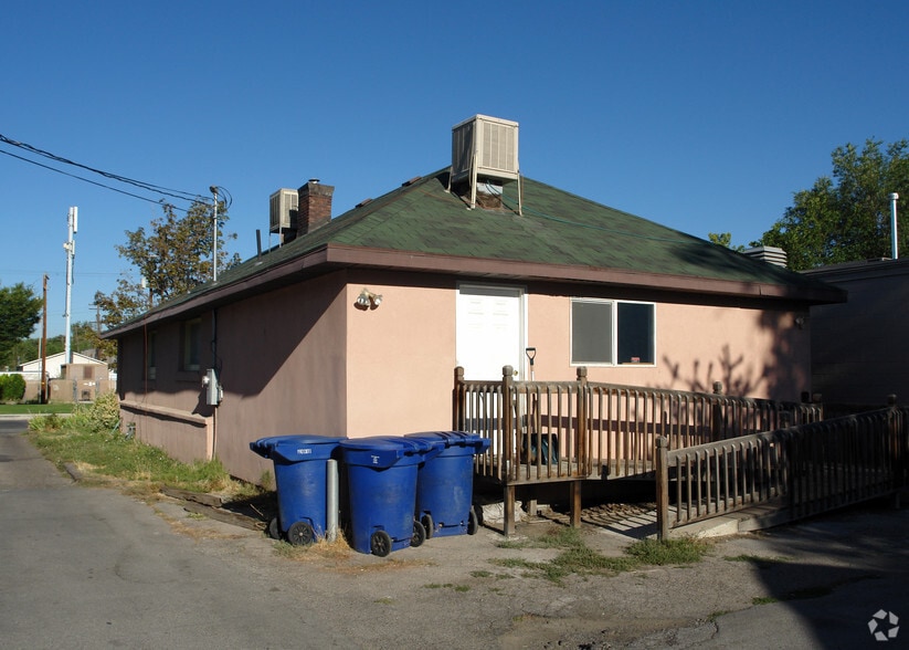 More Photos Of 44 N 800 W, Salt Lake City Veterinarian Kennel For Sale