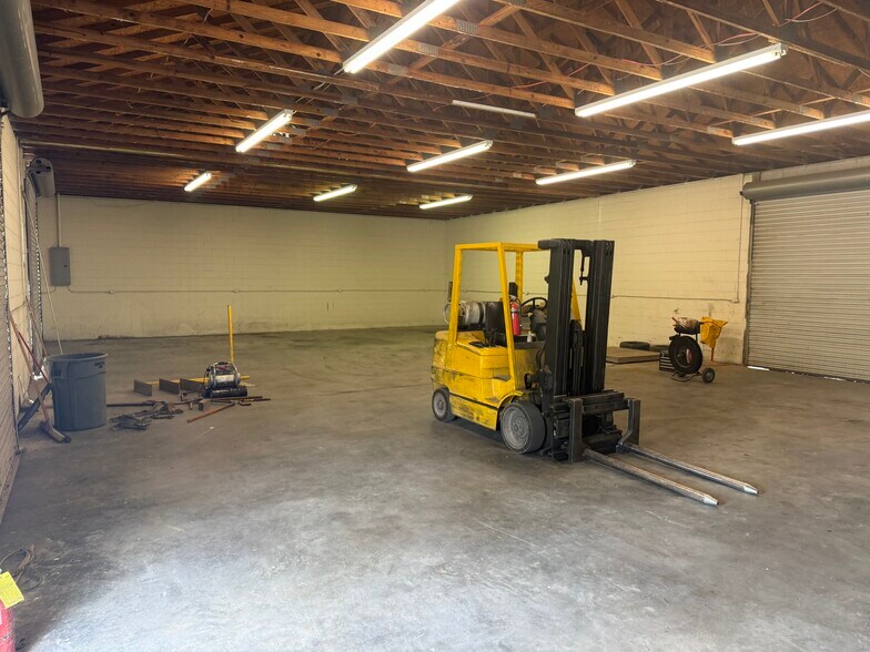 More Photos Of 1453 Hickory Crossing Rd, Hartwell Warehouse For Lease