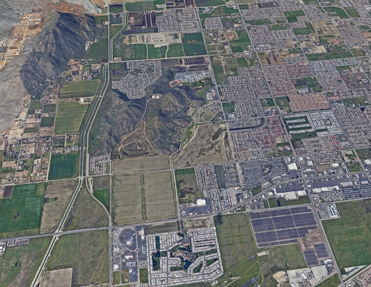 More Photos Of Warren Rd, Hemet Land For Sale