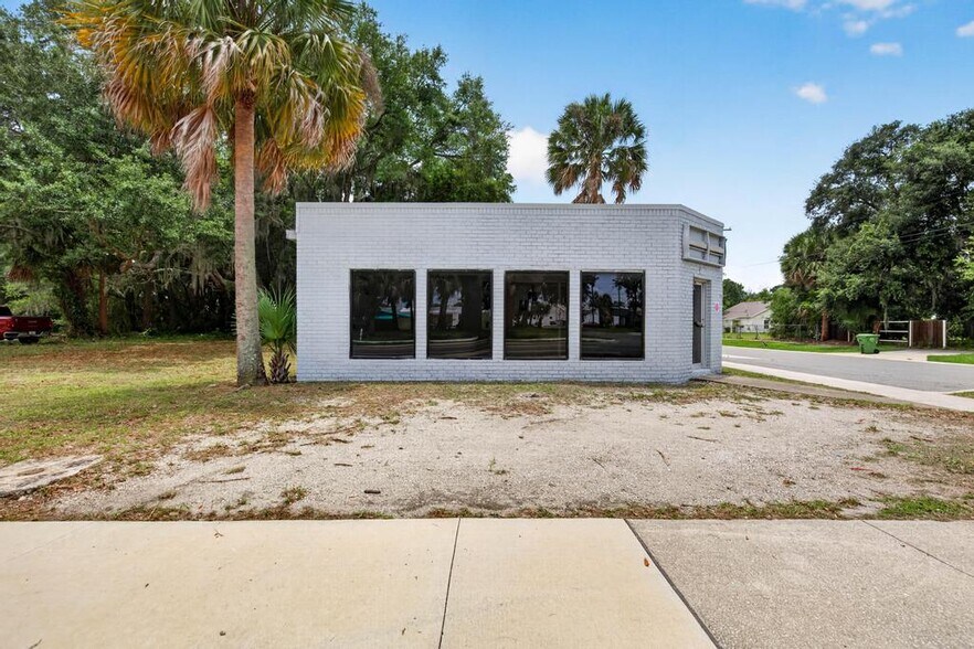 More Photos Of 1321 St Johns Ave, Palatka Service For Sale