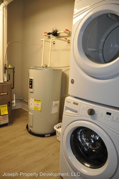More Photos Of 4175 N Oakland Ave, Shorewood Multifamily For Sale