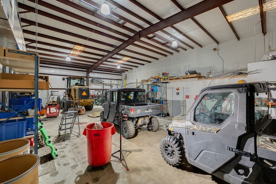 More Photos Of 9914 State Road 52, Hudson Warehouse For Sale