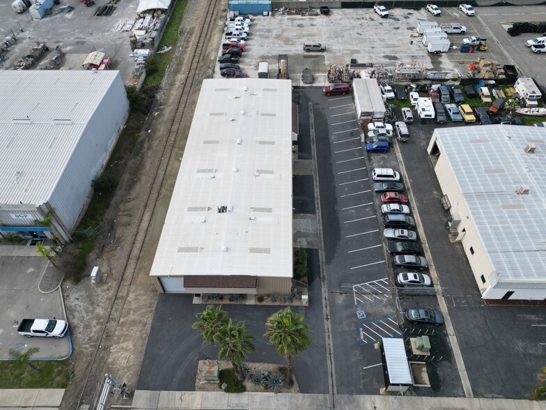 More Photos Of 4551 Grissom St, Bakersfield Warehouse For Sale