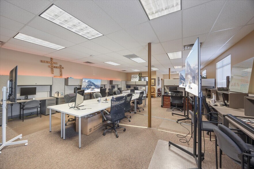 More Photos Of 750 S Main St, Bountiful Loft Creative Space For Sale