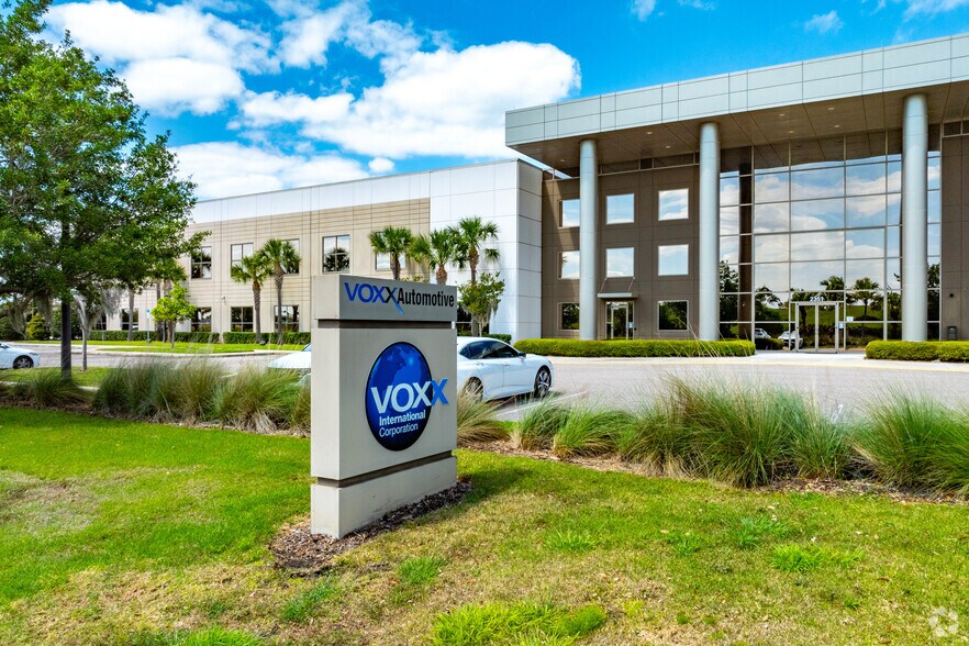 More Photos Of 2351 J Lawson Blvd, Orlando Manufacturing For Sale