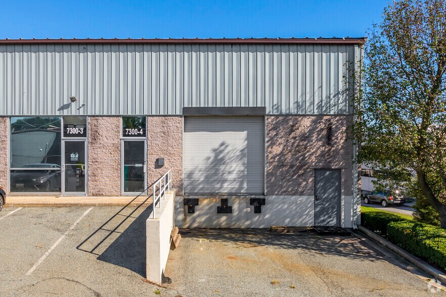 More Photos Of 7300 Westmore Rd, Rockville Warehouse For Lease