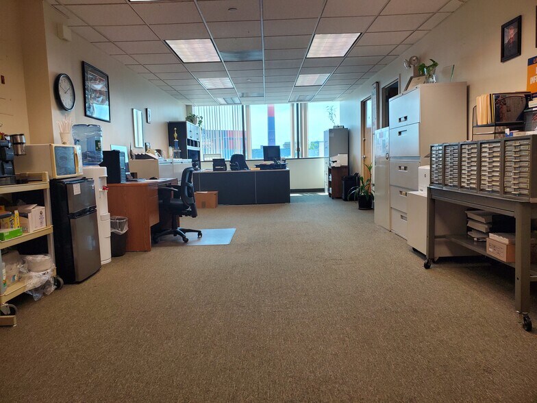 More Photos Of 30-56 Whitestone Expy, Flushing Office For Sale