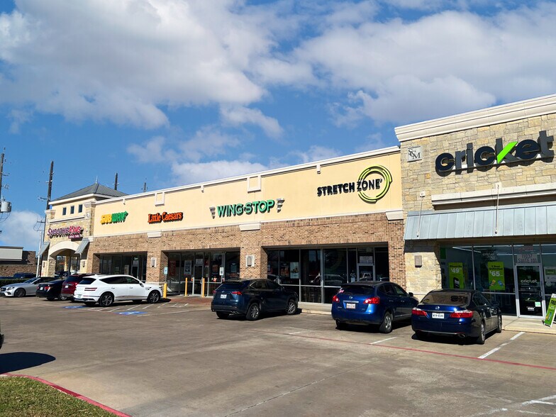 More Photos Of Shadow Creek Pkwy & Hwy 2, Pearland Unknown For Lease