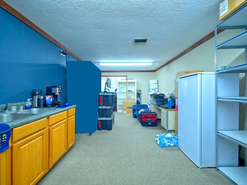 More Photos Of 22287-22299 Cortez Blvd, Brooksville Unknown For Lease