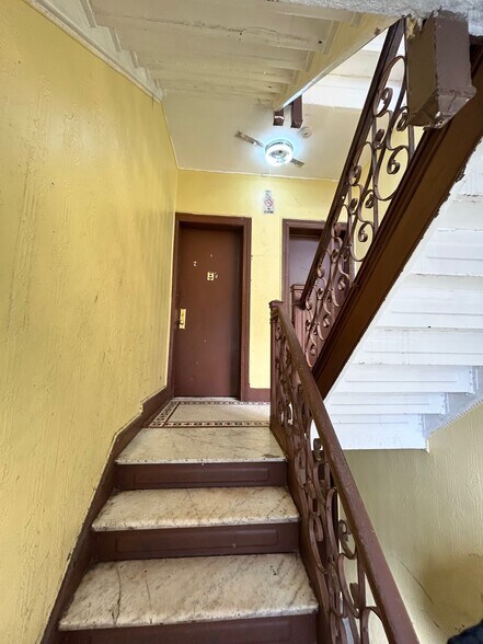 More Photos Of 1209 Elder Ave, Bronx Apartments For Sale