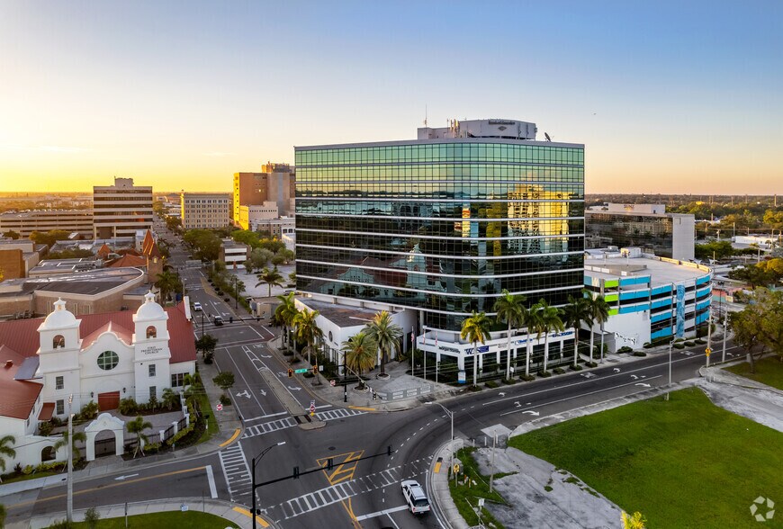 More Photos Of 1401 W Manatee Ave, Bradenton Office For Lease